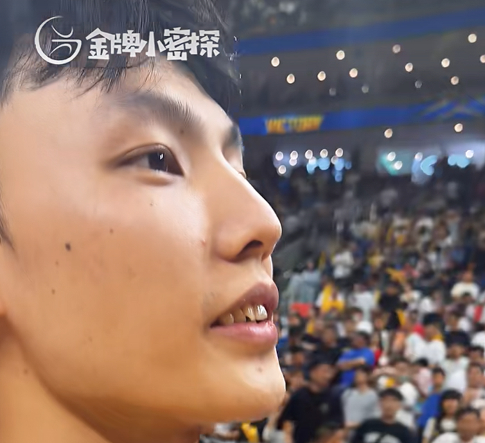 广东队力克广州晋级八强 球员互动彰显团队凝聚